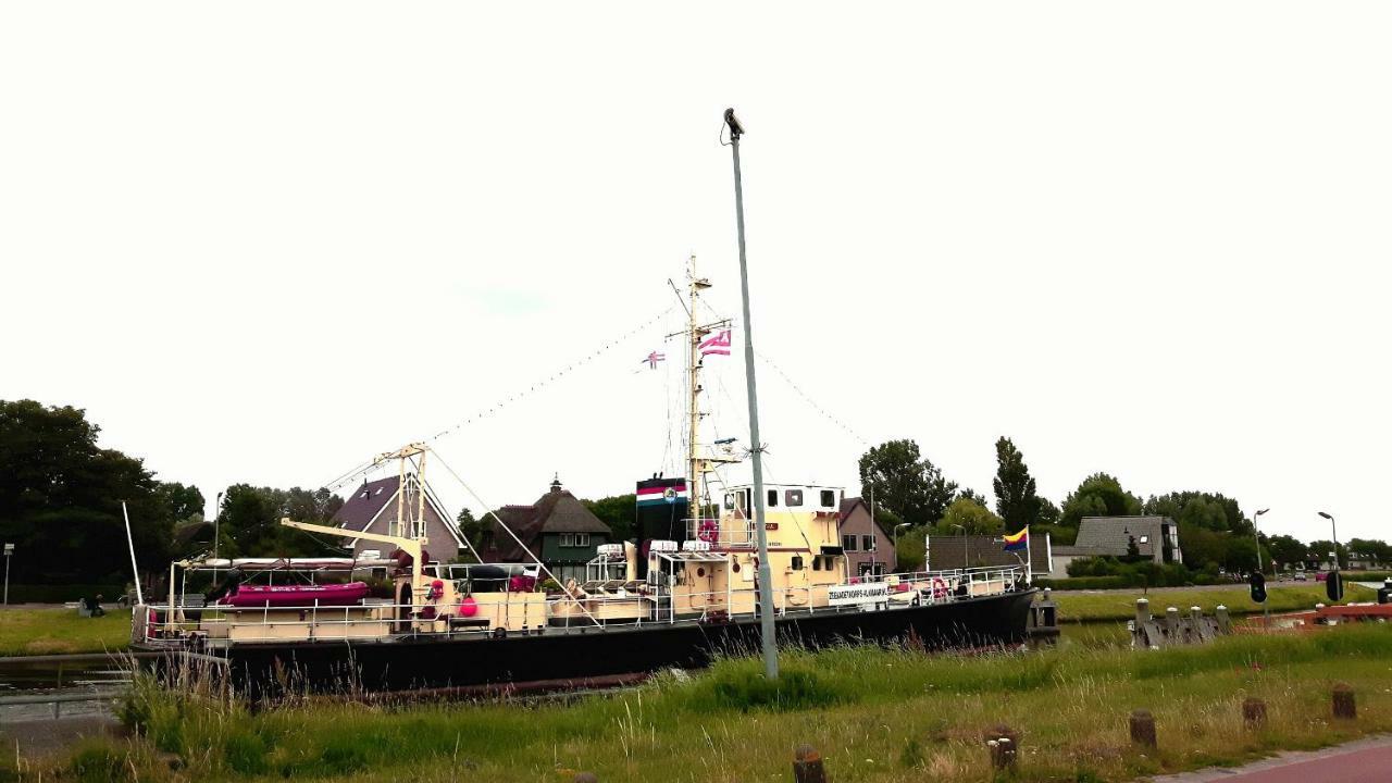 Holiday Home Canal View Alkmaar Exteriör bild
