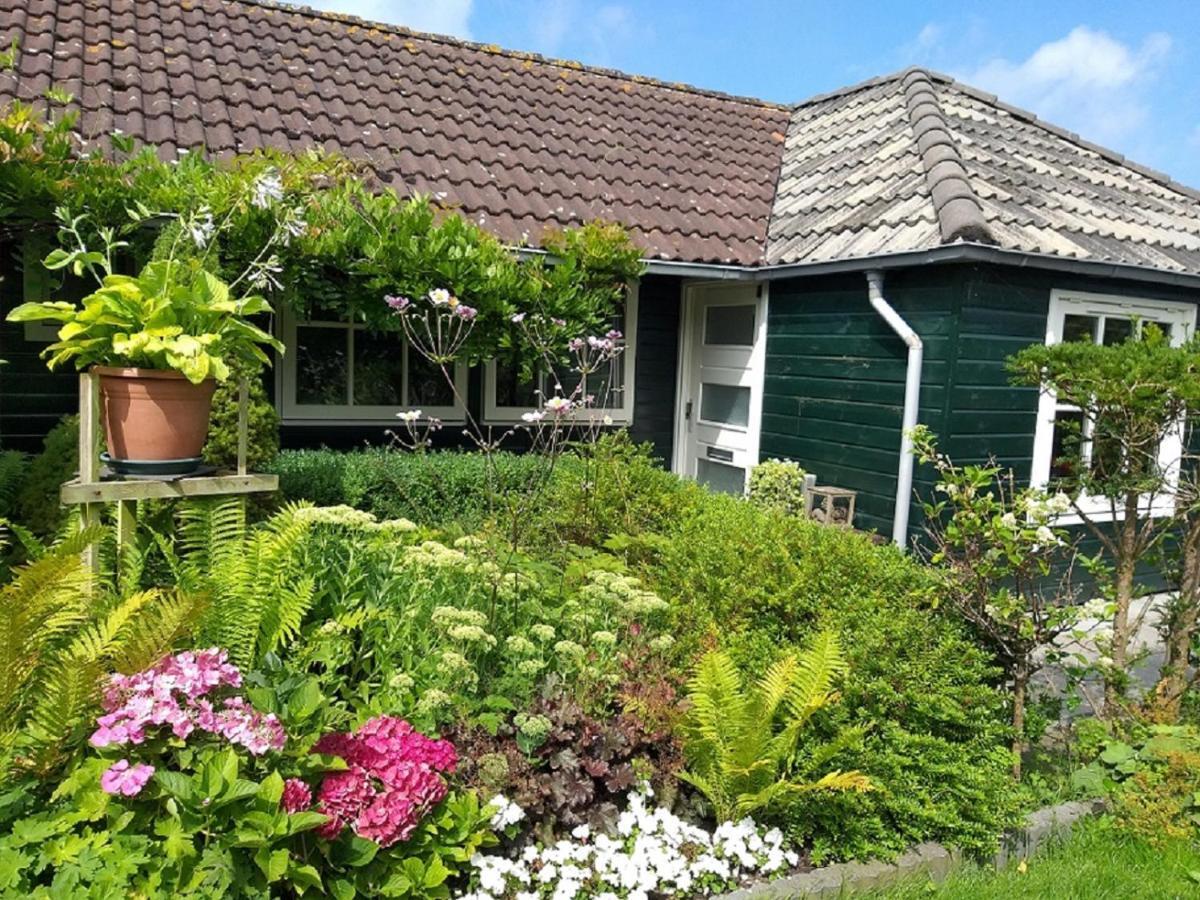 Holiday Home Canal View Alkmaar Exteriör bild
